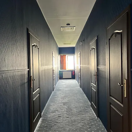 Safir Babice Отель Бабиче Нове