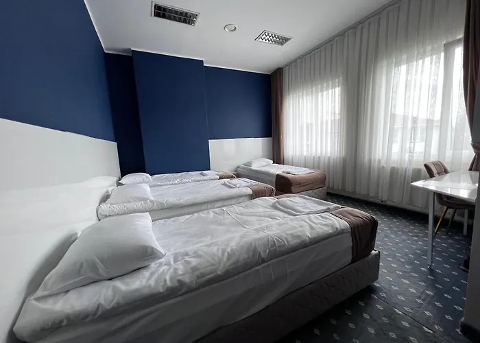 Hotel Safir Babice *