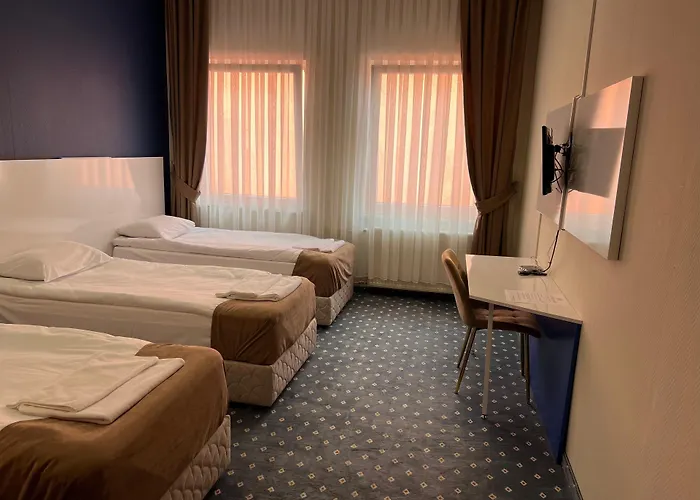 Hotel Safir Babice *